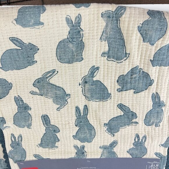 Rachel Ashwell Farmhouse Table Runner With Blue Bunny Print & Lace Trim 16" x 72 - Picture 4 of 8